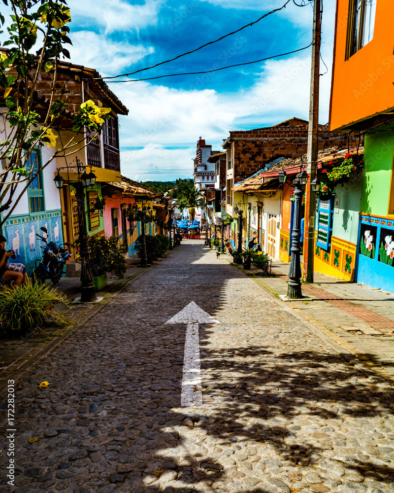 Fototapeta premium Colombian Street