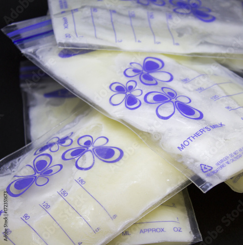 Pumped frozen breastmilk for feeding baby