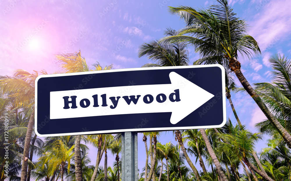 Fototapeta premium HOLLYWOOD arrow sign.