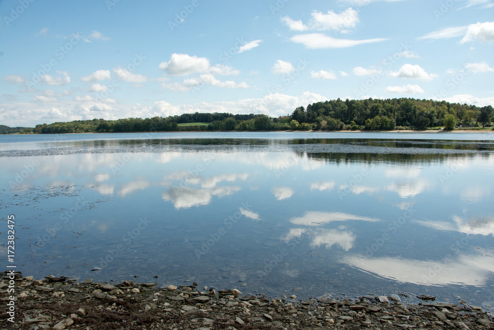 Water with Clouds/A beautiful landscape of water with clouds. Water with Clouds/A beautiful landscape of water with clouds.