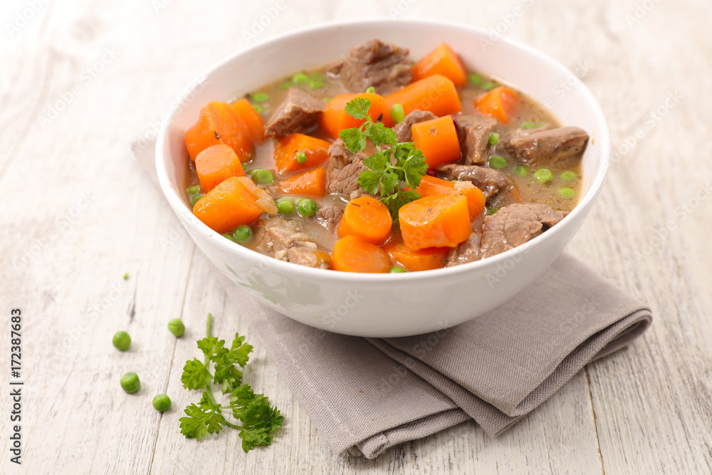 beef,carrot and pea beef,carrot and pea