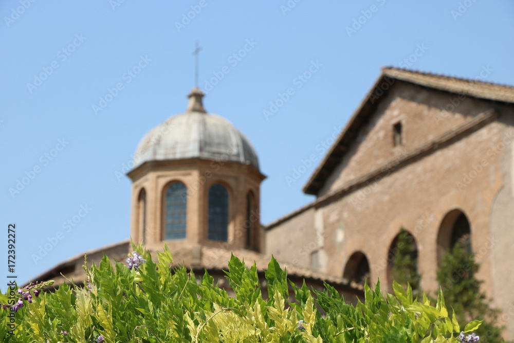 Chiesa nel comnuen di Roma. Italia