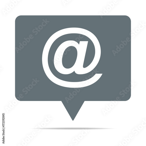 Graue Sprechblase mit @
