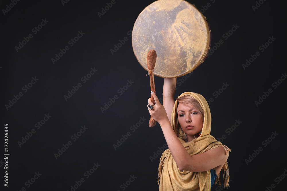 Naklejka premium Modern Tribal Woman