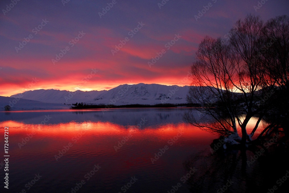 Sunrise in Lake Tekapo