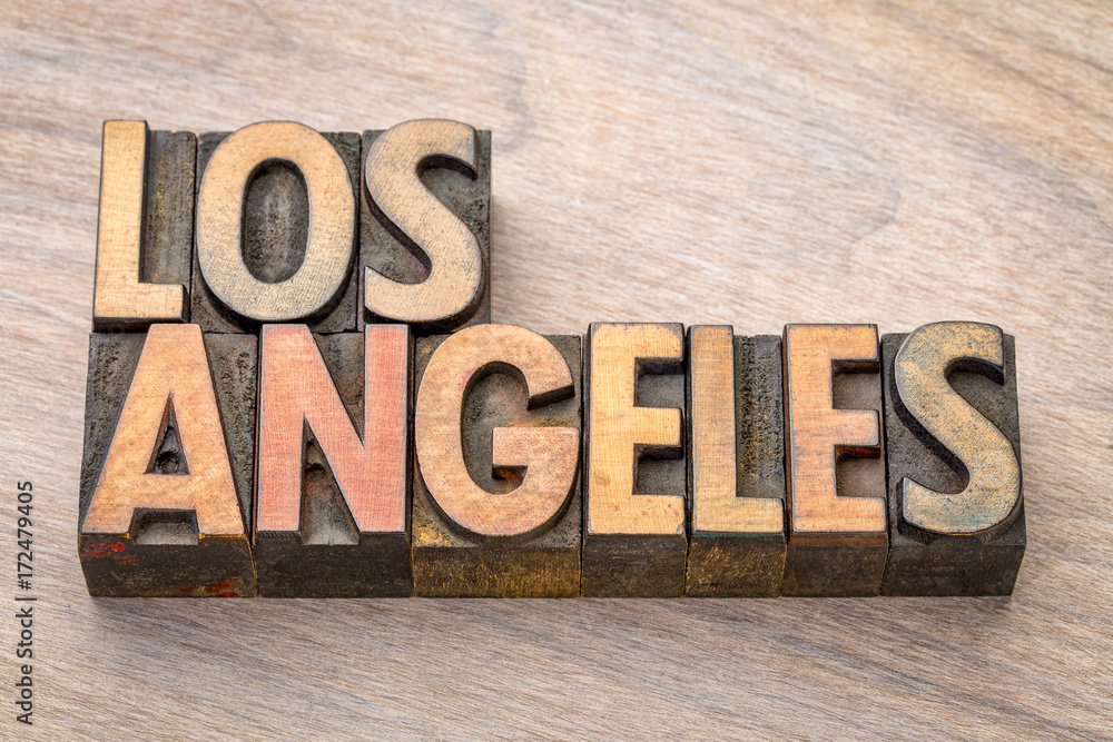 Fototapeta premium Los Angeles in wood type