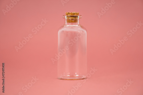 Botella de cristal con tapon photo