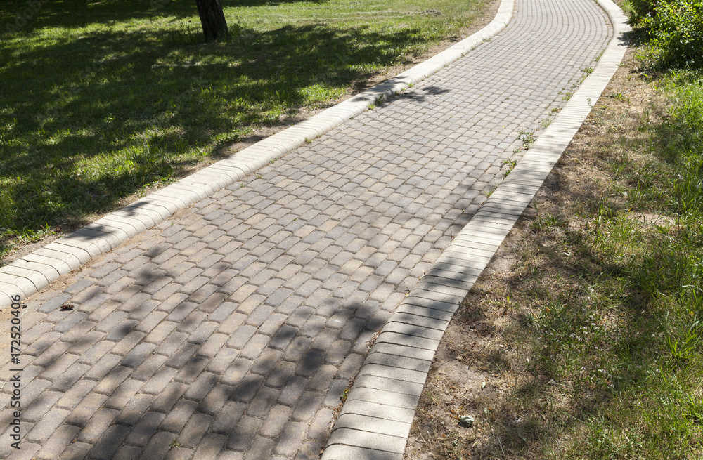 Obraz premium Road to pedestrians.