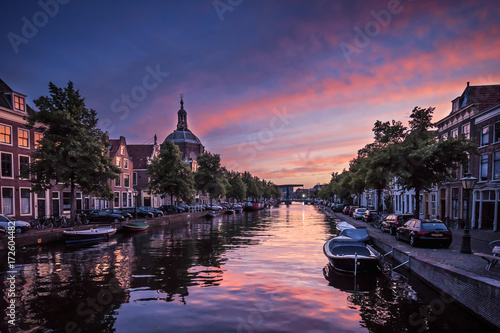 Sonnenuntergang in Leiden photo
