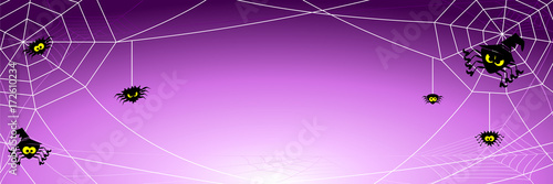 gruseliger Halloween Hintergrund mit Spinnen im Netz 