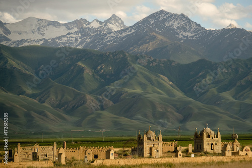 Foto kyrgyzstan cemetery