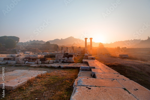 Fotografie Sardeis Temple of Artemis, The construction of the temple was first started in t