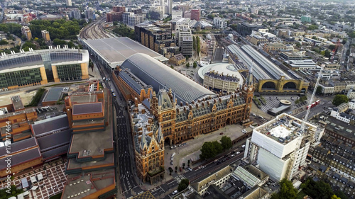 Canvas Print Aerial View of Iconic Architecture and Landmark Kings Cross and St Pancras Railw
