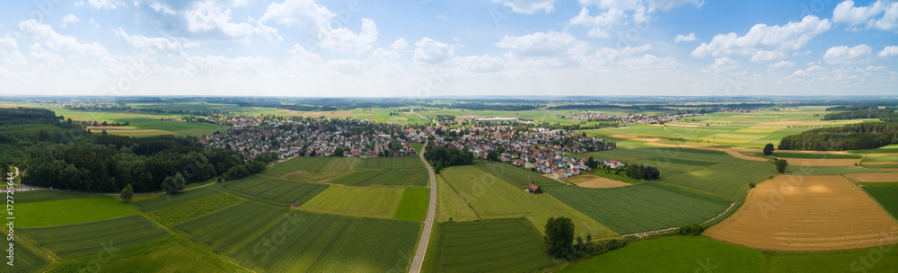 Luftaufnahme von ländlicher Region Luftaufnahme von ländlicher Region