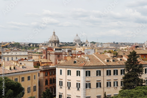 Rome old © thomaszobl