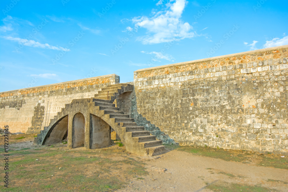 Jaffna Fort. Jaffna Fort that was originally built by the Portuguese in 1618 and renovated by the Dutch on 1680