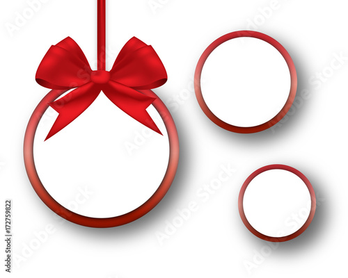 runde Anhänger mit Geschenkband