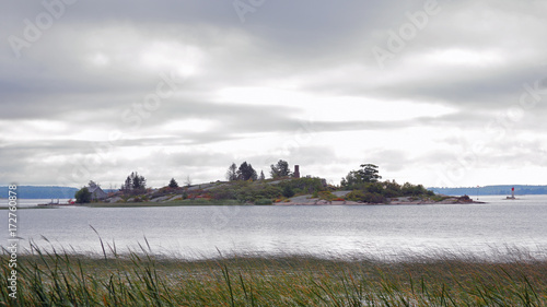 Fototapeta Naklejka Na Ścianę i Meble -  Rocky island on the St Lawrence River