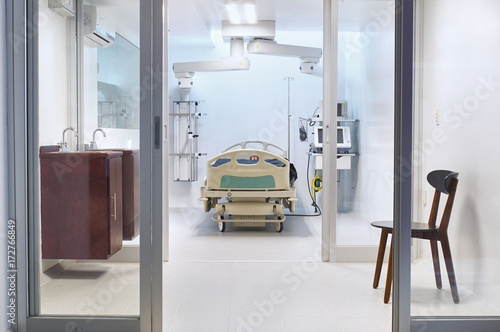 Intensive Care Unit Room photo