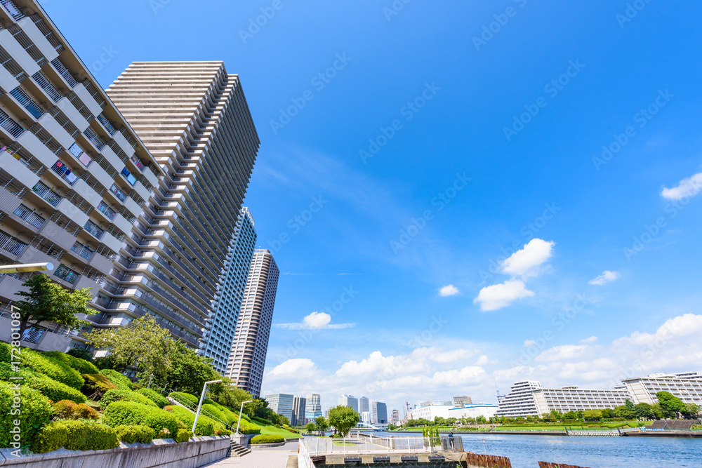 Fototapeta premium 月島の高層マンション群