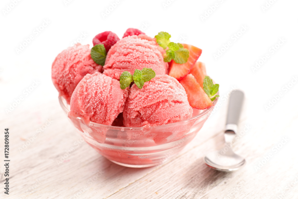 strawberry ice cream strawberry ice cream
