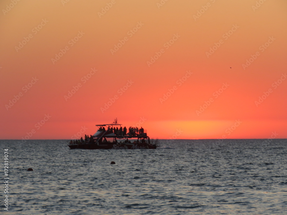 Obraz premium sundown ship