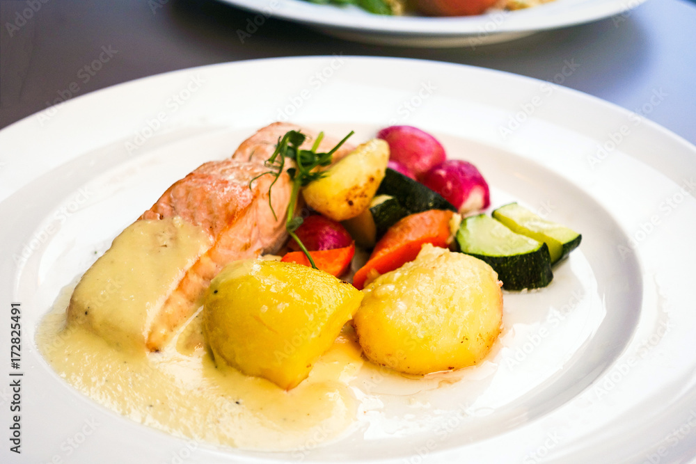 Grilled Salmon - with fresh lettuce and mash potatoes Grilled Salmon - with fresh lettuce and mash potatoes