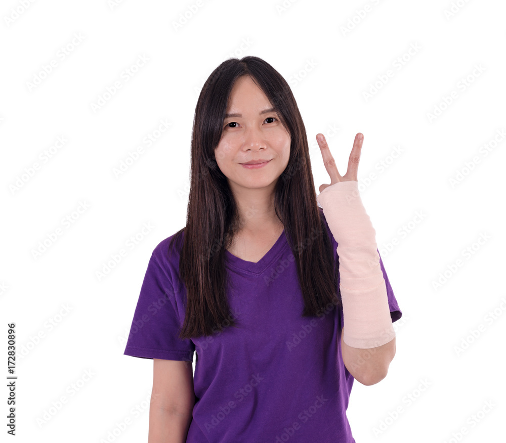 Asian lady in purple T shirt with broken arm Asian lady in purple T shirt with broken arm