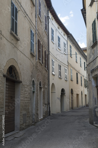 Fototapeta Naklejka Na Ścianę i Meble -  Modigliana (Italy): old street
