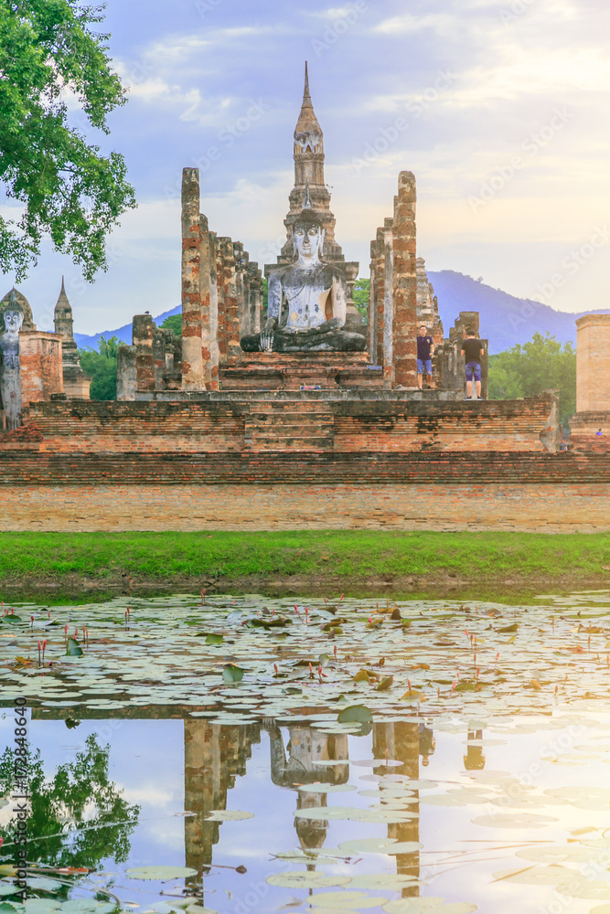 Fototapeta premium Sukhothai Historical Park Landscape vertical view at Sukhothai World Heritage Site, Thailand,UNESCO.