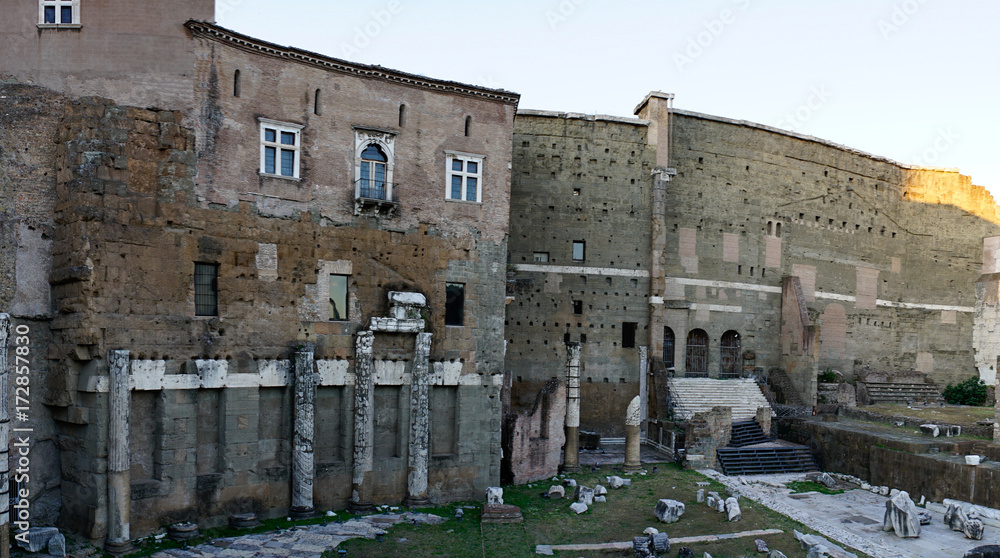 Fototapeta premium Panoramic of the Market of Trajan (Roman Emperor), seen at dusk with clear sky