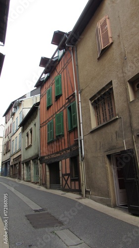 Centre-ville de Tulle en Corrèze © elophotos