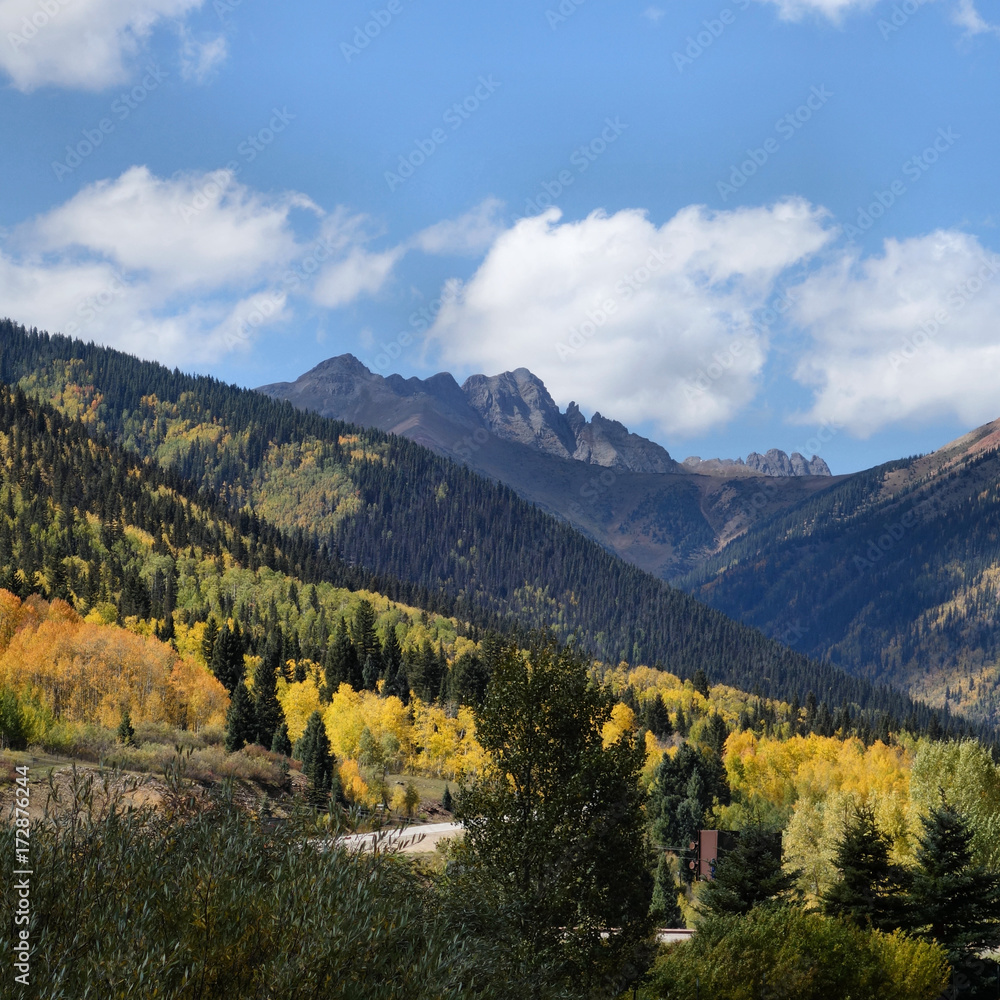 Autumn  on Million Dollar Highway/Autumn changes along the Million Dollar Highway in Southwest Colorado