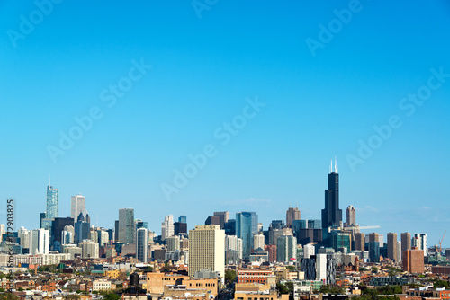 Skyscrapers in Chicago © jkraft5