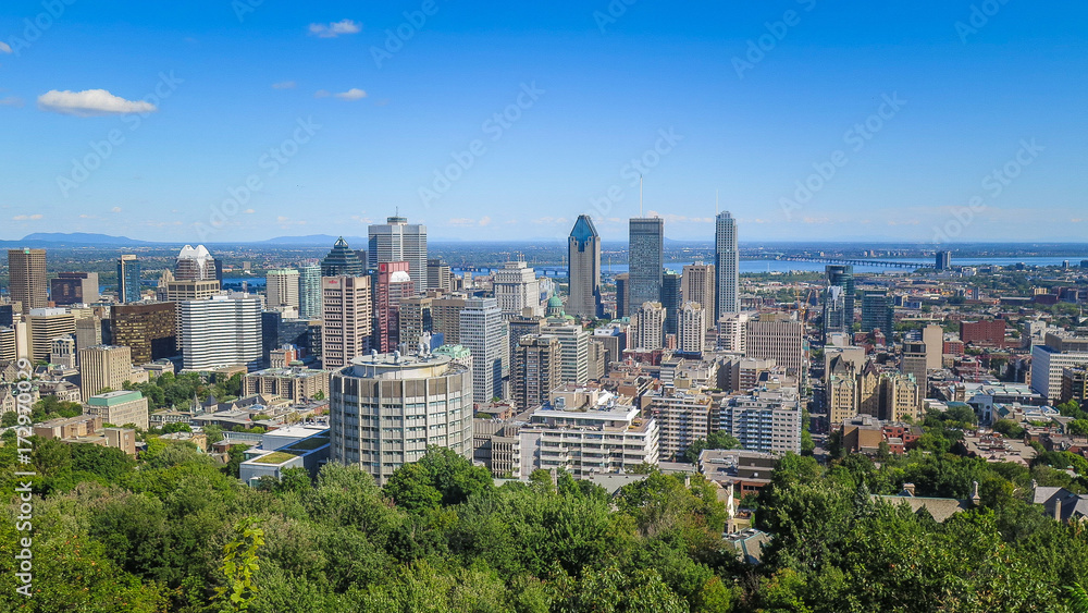 Fototapeta premium Visiting the city of Montreal in Quebec