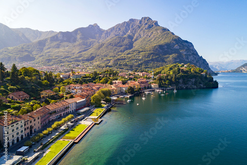 Lecco (IT) - Vista aerea panoramica verso Parè e Valmadrera 