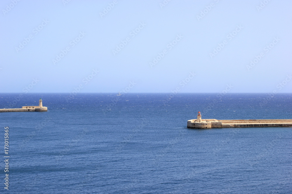 Malta: Einfahrt in den berühmten Hafen Grand Harbour bei Valletta