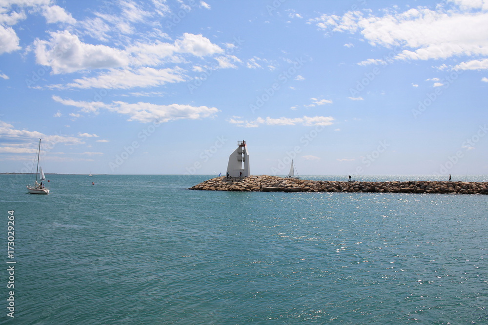 La grande Motte, Station balnéaire et port de plaisance à proximité de Montpellier
La grande Motte, Station balnéaire et port de plaisance à proximité de Montpellier