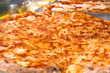 Fototapete Pizzeria New Yorker Pizza im Italienischen Stil  © littleny