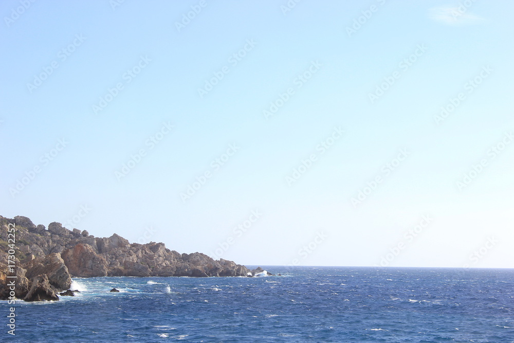 Blick auf die Küste und das Meer vor Malta (Gozo)