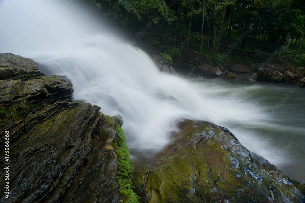 Fototapeta premium Half Way up th Waterfall