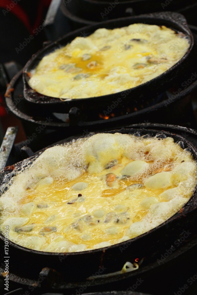Fried clams crispy with omelet is delicious Fried clams crispy with omelet is delicious