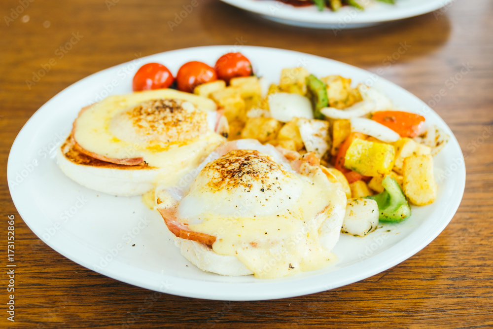 Egg benedict with vegetable for breakfast Egg benedict with vegetable for breakfast