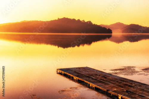 oksan reservoir sunrise