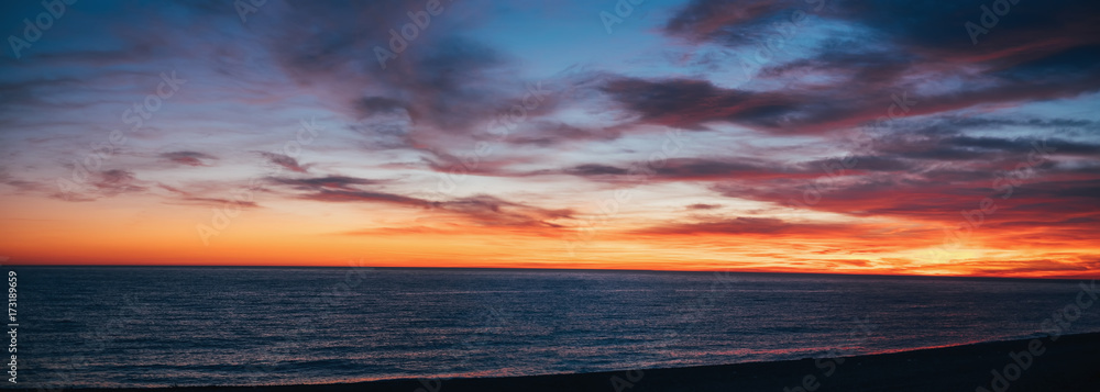 Fototapeta Sunset seascape.