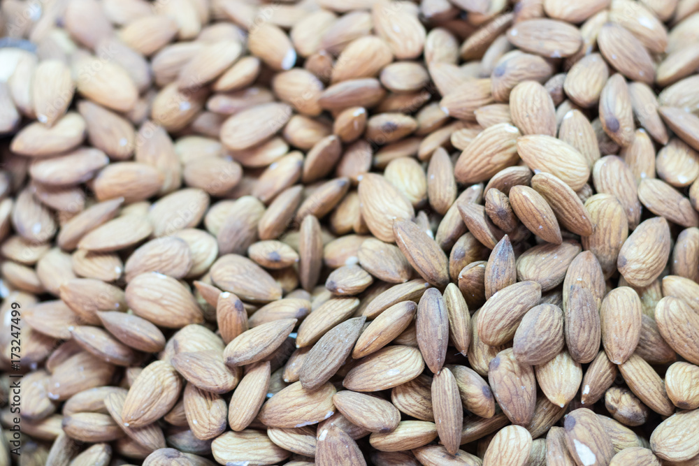 Almond. Almonds fon.Ochischenny almonds. Almond. Almonds fon.Ochischenny almonds.