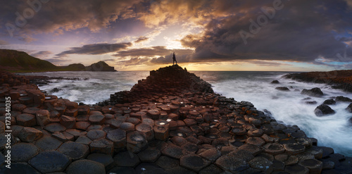 The Giant´s Causeway at sunset