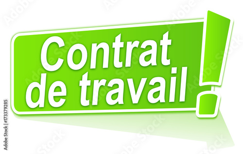 contrat de travail sur étiquette verte