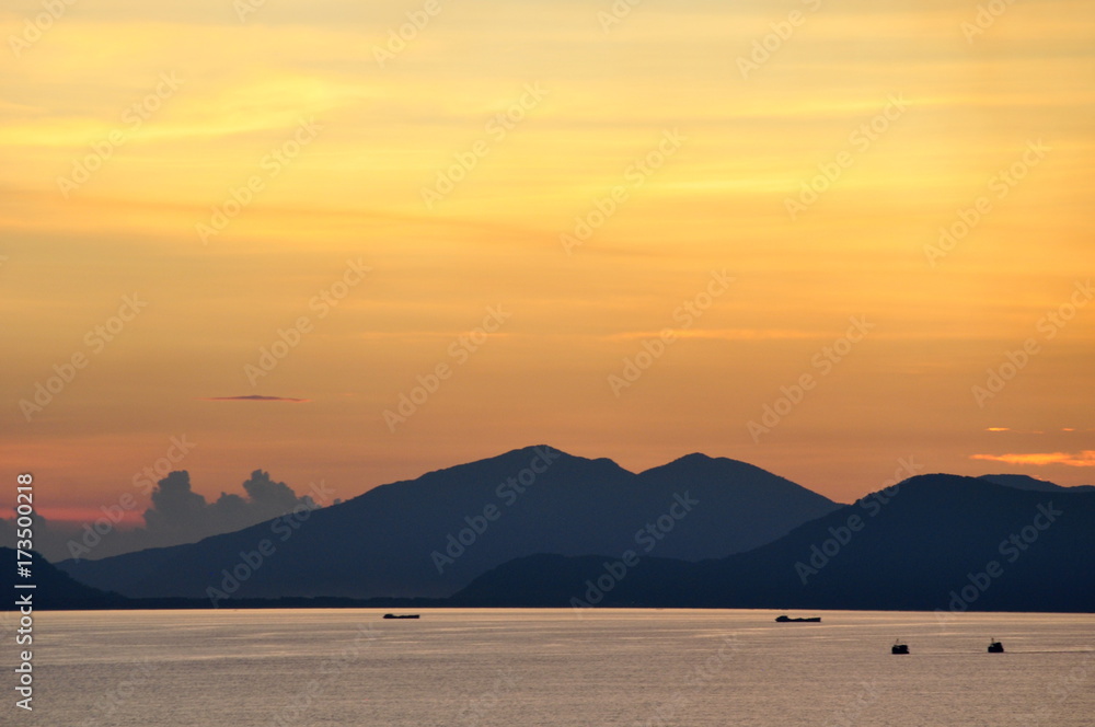 Hong Kong and Vietnam exotic, minimal Vievs Hong Kong and Vietnam exotic, minimal Vievs