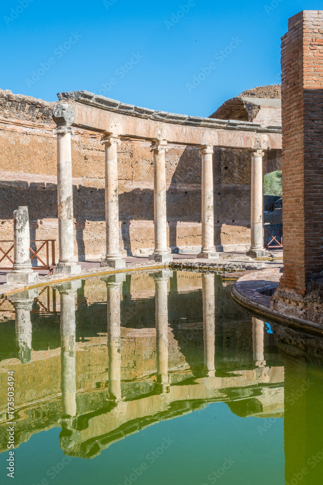 Maritime Theatre at Hadrian's Villa, large Roman archaeological complex at Tivoli, province of Rome, Lazio, central Italy.